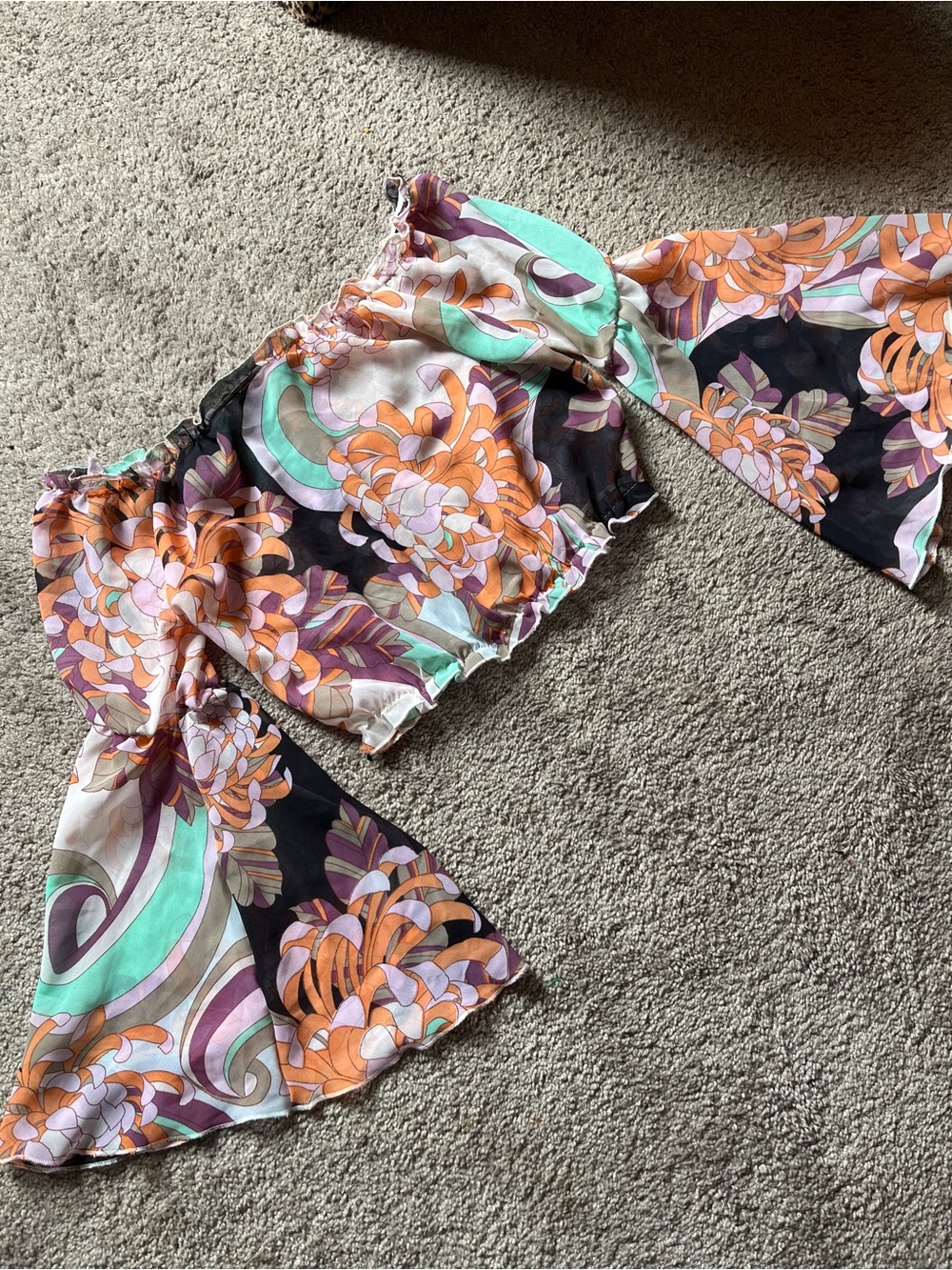 2000s Vintage Charlotte Russe Floral Off-Shoulder Crop Top